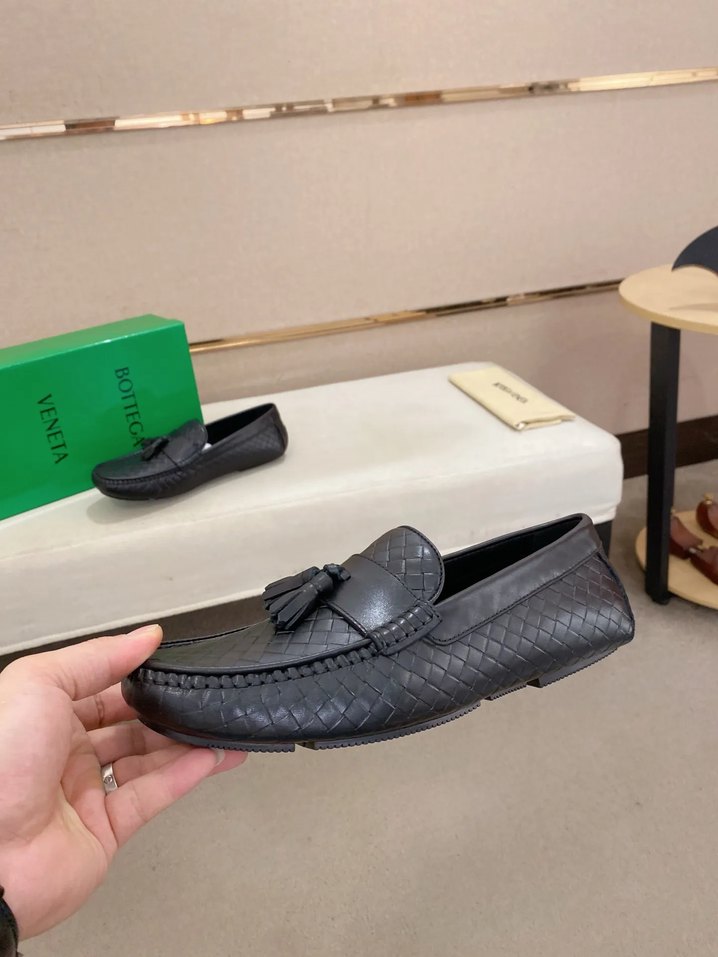 Men's Men's Shoes💰 420💰 (Niu Li + Niu Pad) [BV] The latest hot style‼ ️Casual men's shoes, uppers imported first-layer cowhide ➕Full imported cowhide lining✔️Exquisite workmanship, excellent foot feel, special rubber soles✔️, cool and fashionable, the latest fashion, fashionable outsole, hurry up. Code number: 38-44 (can be customized to 37.45, non-refundable)